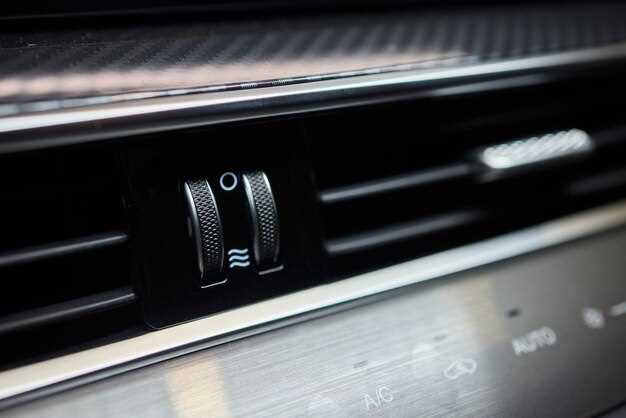 Типы кранов печки для Audi 80